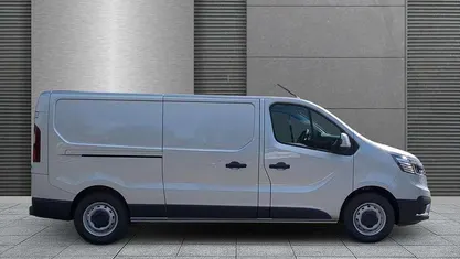 Gebraucht 2025 Renault Trafic Van / Kleinbus | 38.290 € (Superpreis)