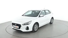 Weiß Gebraucht 2018 Hyundai i30 Select Limousine | 11.710 € (Guter Preis)