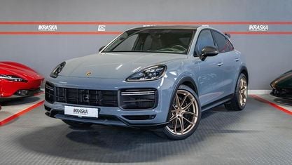 Usata Porsche Cayenne Turbo GT Chrono 640 CV (470 kW) 2022 Grigio SUV