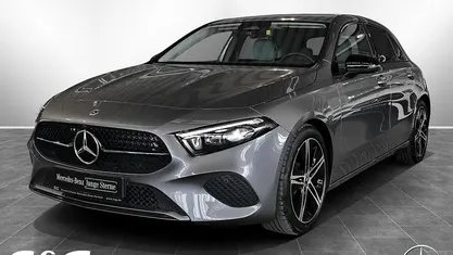 Gebraucht Mercedes A200 Progressive 163 PS (119 kW) 2024 Metalliclack mountaingrau Limousine