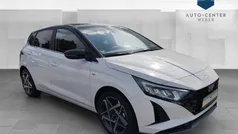 Atlas white/ phantom black Gebraucht 2024 Hyundai i20 Prime Kleinwagen | 20.489 € (Guter Preis)