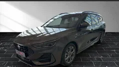 Magneticgrau (metallic) Gebraucht 2023 Ford Focus ST-Line Kombi | 26.900 € (Fairer Preis)