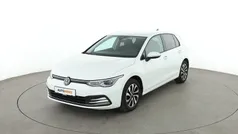 Weiß Gebraucht 2022 VW Golf VIII Active Limousine | 21.800 € (Fairer Preis)