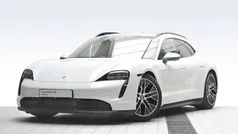 Weiß Gebraucht 2023 Porsche Taycan Sport Turismo Limousine | 65.790 € (Superpreis)