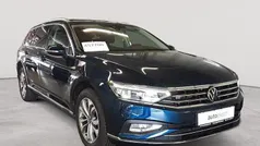 Aquamarinblau metallic Gebraucht 2020 VW Passat Elegance Kombi | 26.590 € (Fairer Preis)