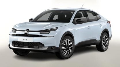 Uusi Citroën C4 X 131 HP (96 kW) 2025 Valkoinen Katumaasturi