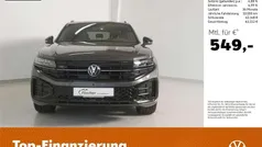Grau Gebraucht 2024 VW Touareg Style SUV | 70.480 € (Guter Preis)