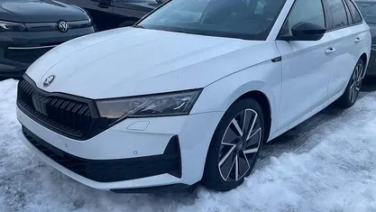 Gebraucht Skoda Octavia SportLine 204 PS (150 kW) 2025 Kombi