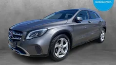 Grau Gebraucht 2018 Mercedes GLA180 Urban SUV | 22.490 € (Fairer Preis)