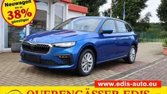 Raceblau Neu 2025 Skoda Scala Selection Kleinwagen | 25.390 € (Fairer Preis)