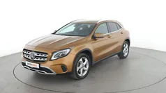 Gelb Gebraucht 2017 Mercedes GLA180 Urban SUV | 19.600 € (Fairer Preis)