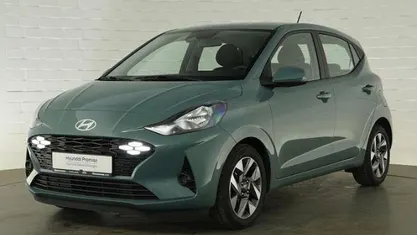 Gebraucht Hyundai i10 Trend 79 PS (58 kW) 2025 Grün Kleinwagen