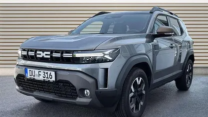 Gebraucht 2025 Dacia Duster Extreme SUV | 25.565 € (Fairer Preis)
