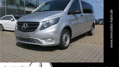 Brillantsilber Gebraucht 2022 Mercedes Vito Van / Kleinbus | 32.990 € (Fairer Preis)