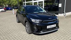 Auroraschwarz metallic Gebraucht 2024 Kia Stonic Vision SUV | 17.998 € (Guter Preis)