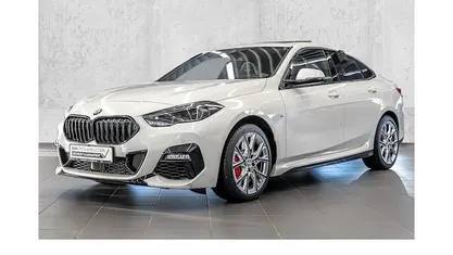 Weiß Gebraucht 2024 BMW 220 M Sport Coupé | 33.995 € (Superpreis)