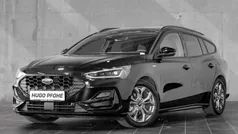 Agate black Gebraucht 2024 Ford Focus ST-Line Kombi | 29.700 € (Fairer Preis)