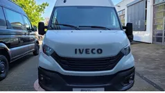 Weiß Gebraucht 2023 Iveco Daily Van | 34.530 € (Fairer Preis)
