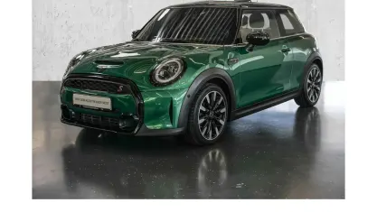 Gebraucht Mini Cooper S Classic 178 PS (130 kW) 2023 Grün Kleinwagen