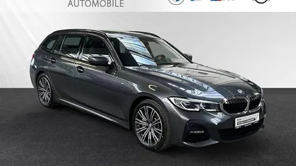 Gebraucht BMW 330 M Sport 258 PS (189 kW) 2021 Mineralgrau metallic Kombi