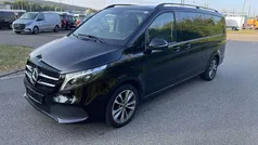 Gebraucht 2023 Mercedes V300 Avantgarde Van / Kleinbus | 58.878 € (Guter Preis)