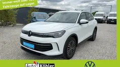 Pure white Gebraucht 2024 VW Tiguan Life SUV | 34.500 € (Fairer Preis)