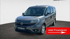 Grau Gebraucht 2017 Fiat Doblò Van / Kleinbus | 12.300 € (Etwas zu teuer)