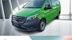 Gelbgrün Gebraucht 2021 Mercedes Vito Van / Kleinbus | 25.930 € (Fairer Preis)