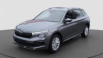 Graphitegrau Gebraucht 2024 Skoda Kamiq Selection SUV | 25.040 € (Fairer Preis)
