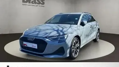 Gebraucht Audi A3 Ambiente 204 PS (150 kW) 2025 Pfeilgrau perleffekt Limousine