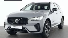 Grau Gebraucht 2023 Volvo XC60 Plus SUV | 44.900 € (Fairer Preis)