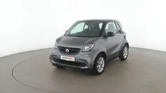 Grau Gebraucht 2018 Smart ForTwo Coupé Basis Kleinwagen | 10.720 € (Fairer Preis)