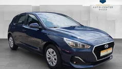 Blau Gebraucht 2020 Hyundai i30 Select Limousine | 15.290 € (Fairer Preis)