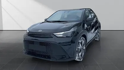 Gebraucht 2025 Toyota Aygo X Active SUV | 21.689 € (Guter Preis)