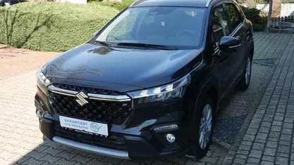 Gebraucht Suzuki SX4 S-Cross Comfort 129 PS (94 kW) 2024 SUV