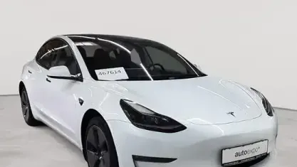 Second-hand Tesla Model 3 366 kW (498 CP) 2022 Berlinǎ