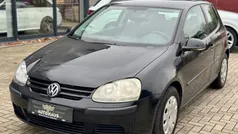 Schwarz Gebraucht 2005 VW Golf V Limousine | 990 € (Superpreis)