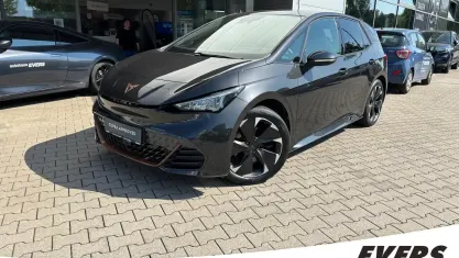 Gebraucht Cupra Born 150 kW (204 PS) 2023 Quasargrau metallic Kleinwagen