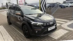 Perlmuttschwarz (schwarz) Gebraucht 2025 Dacia Jogger Extreme Van / Kleinbus | 18.449 € (Fairer Preis)