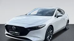 Soul red crystal Gebraucht 2024 Mazda 3 Exclusive-Line Limousine | 29.790 € (Fairer Preis)