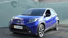 Blau Gebraucht 2024 Toyota Aygo Team Kleinwagen | 16.639 € (Fairer Preis)
