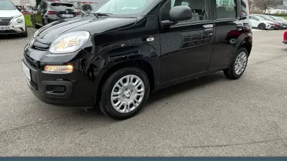 Neu Fiat Panda Icon 65 PS (47 kW) 2026 Schwarz Kleinwagen