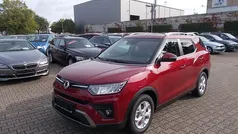 Rot Neu 2025 Ssangyong Tivoli Quartz SUV | 22.890 € (Fairer Preis)