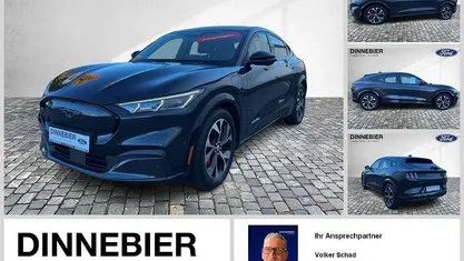 Schwarz Gebraucht 2022 Ford Mustang Mach-E SUV | 37.895 € (Fairer Preis)