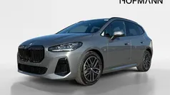 Skyscraper grau metallic Neu 2024 BMW 223 Active Tourer M Sport Van / Kleinbus | 51.615 € (Fairer Preis)