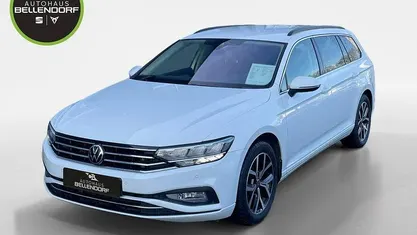Weiß Gebraucht 2021 VW Passat Business Kombi | 22.470 € (Superpreis)
