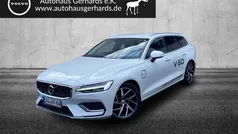 Crystal white pearl Gebraucht 2020 Volvo V60 Inscription Kombi | 30.990 € (Fairer Preis)