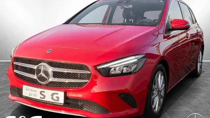 Gebraucht Mercedes B200 Business 163 PS (119 kW) 2019 Jupiterrot Van / Kleinbus