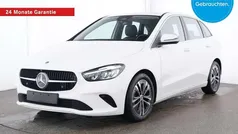 Unilack polarweiß Gebraucht 2024 Mercedes B180 Progressive Van / Kleinbus | 31.140 € (Fairer Preis)
