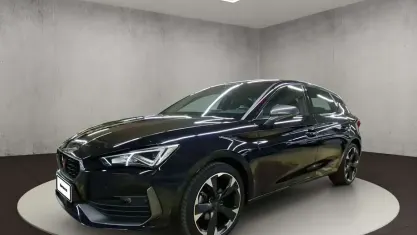 Gebraucht Cupra Leon 150 PS (110 kW) 2023 Mitternachtsschwarz Limousine